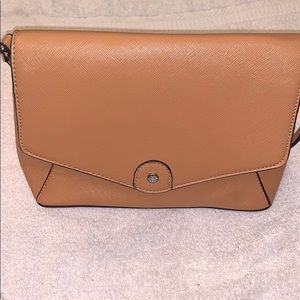 Kelly & Katie Tan Crossbody with Silver detail.